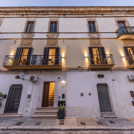 Dimora Dei Celestini Bed & Breakfast Manfredonia Ngoại thất bức ảnh